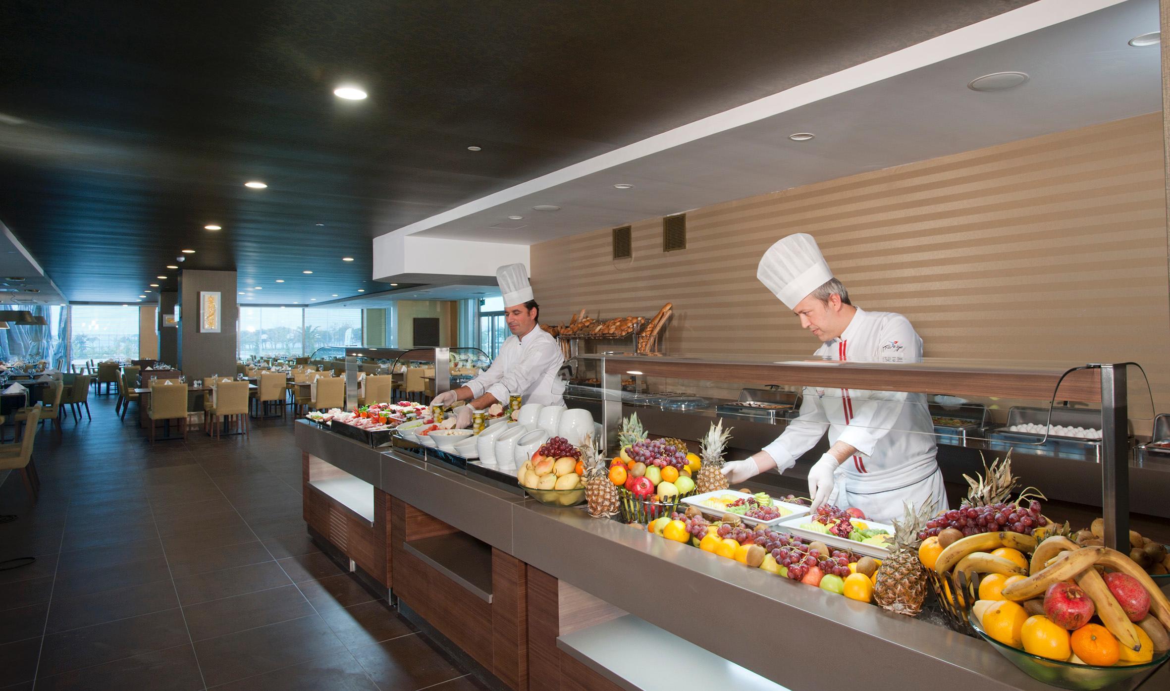 伊斯坦布尔亚洲西瓦希尔科酒店 外观 照片 Buffet at a hotel