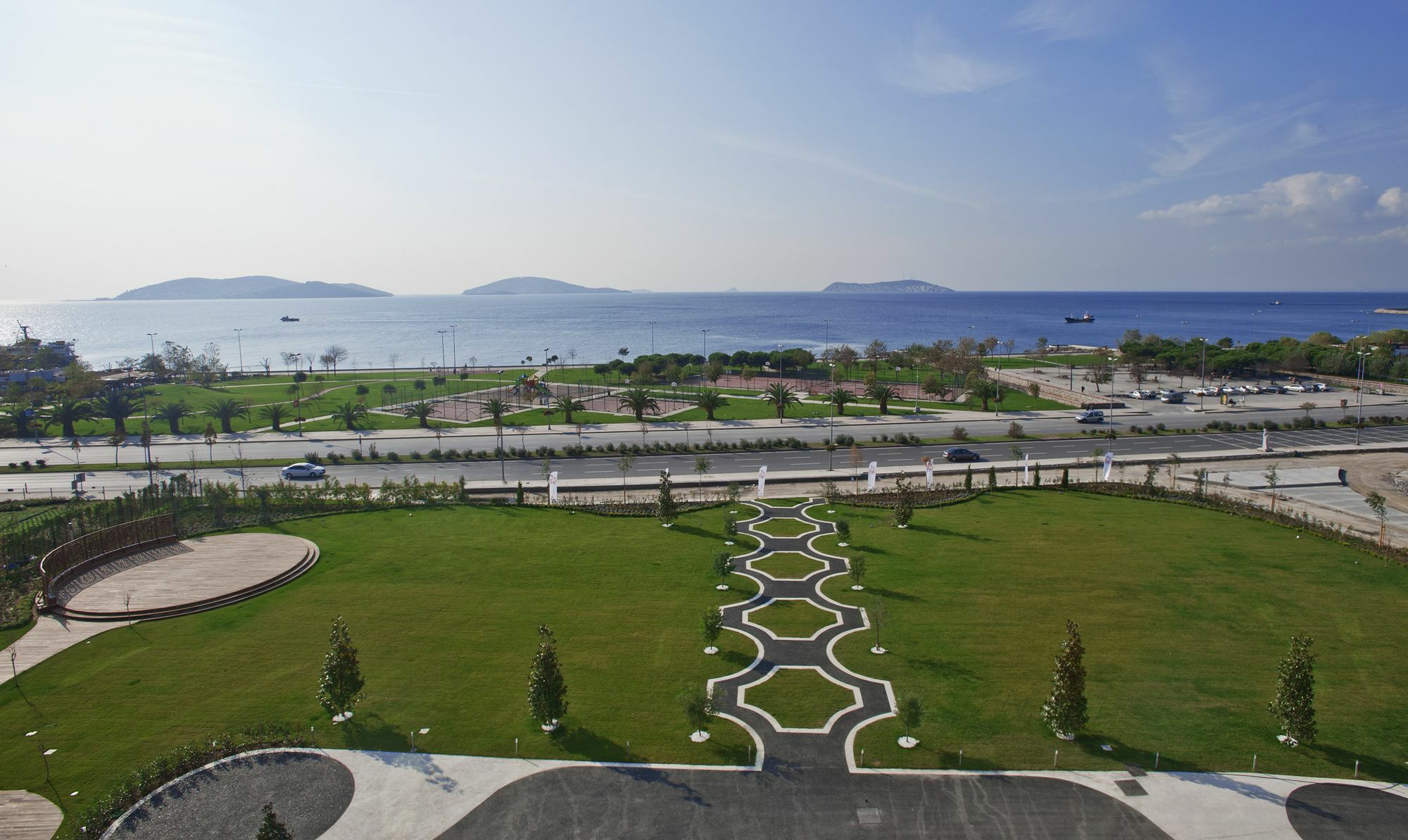 伊斯坦布尔亚洲西瓦希尔科酒店 外观 照片 View of the campus