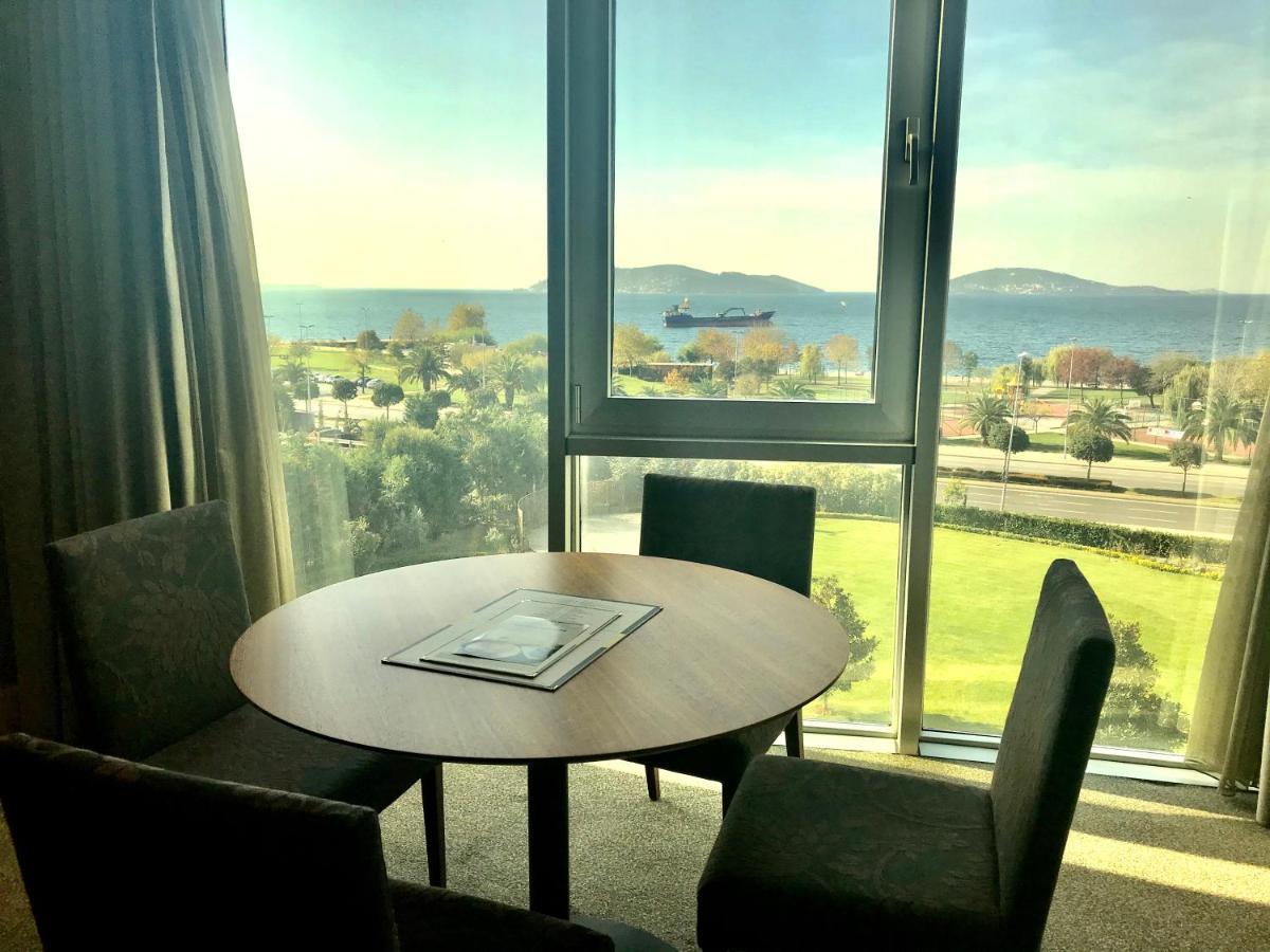 伊斯坦布尔亚洲西瓦希尔科酒店 外观 照片 View from a hotel room